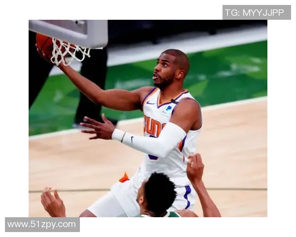 老鹰主帅克林斯佩控诉裁判不公，引发舆论讨论